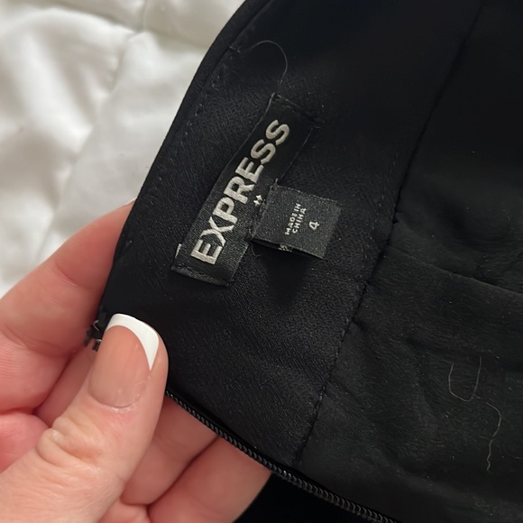 Black buisness attire skirt - Picture 4 of 4